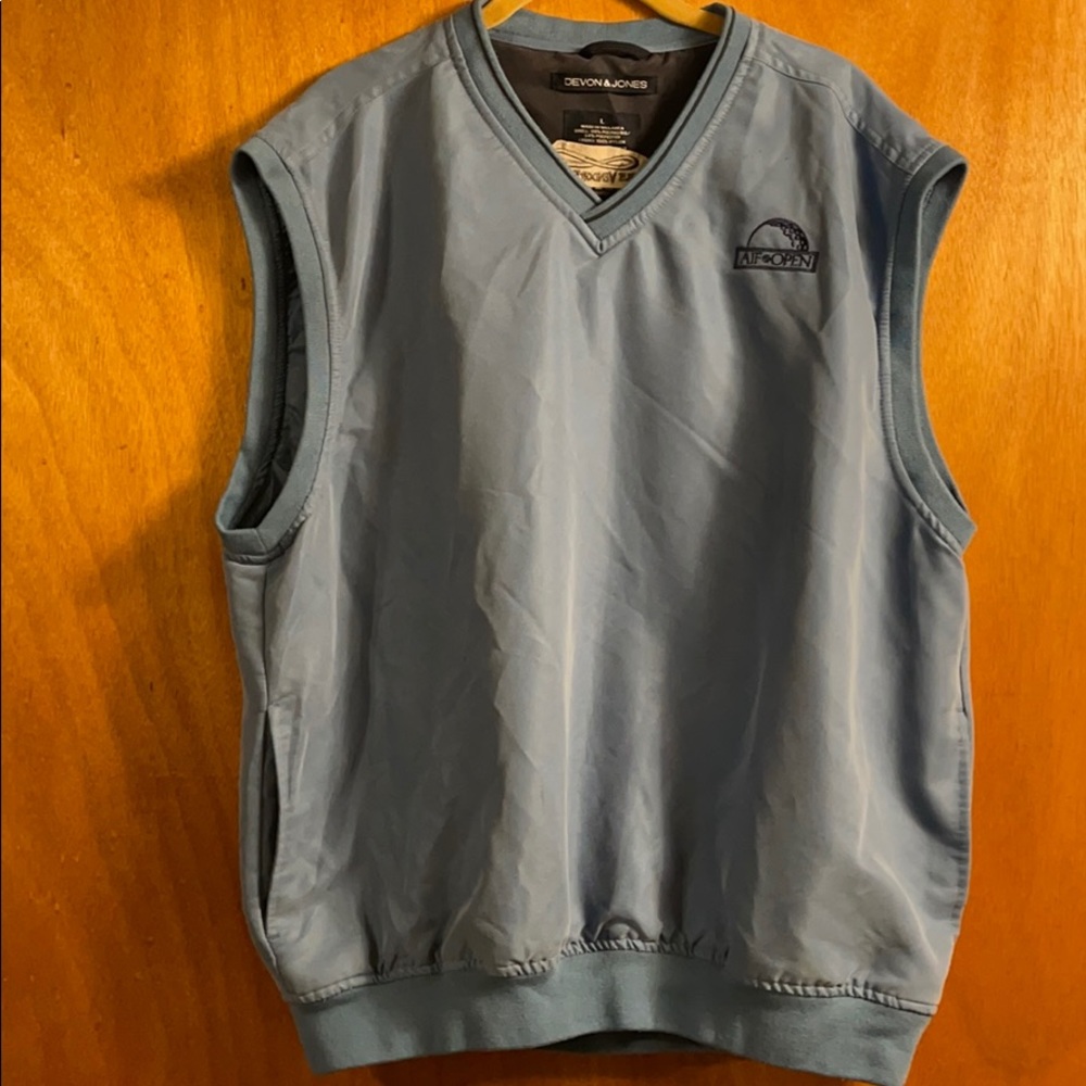 Devon & Jones “muscle” shirt (mlb)